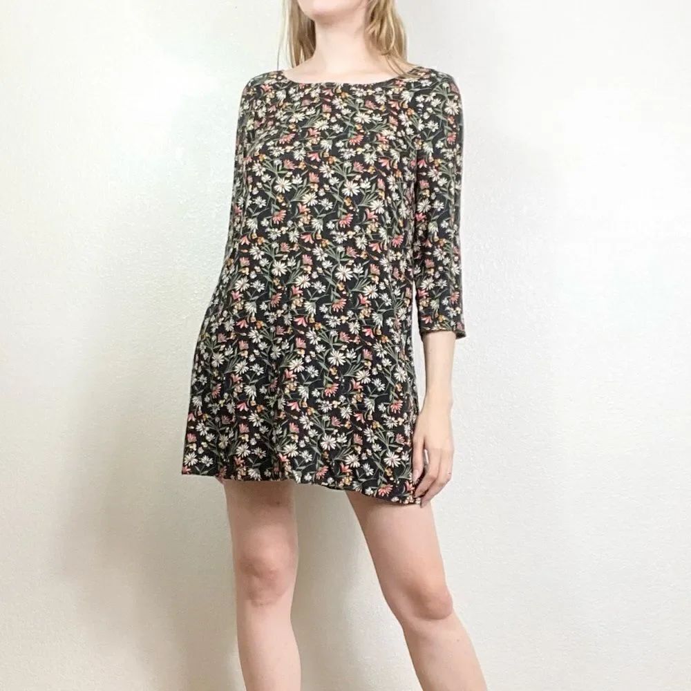 Forever 21 Black Floral Strappy Back Mini Dress
